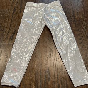 Dori leggings size 4 small stain